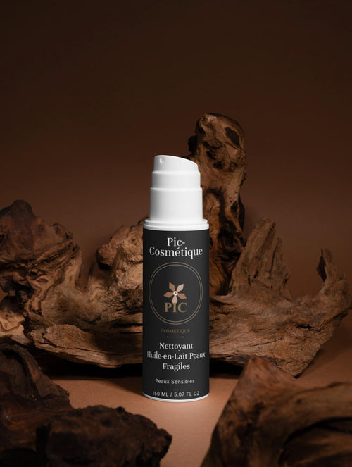 Huile Démaquillante Transformante Peaux Sensibles — Texture huile qui fond en lait - Pic - Cosmétique